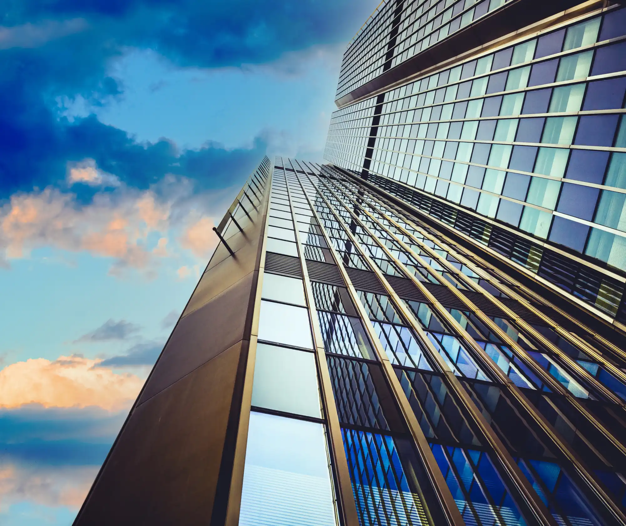 Banking on the Cloud: The Role of Cloud Computing in Modern Financial Services